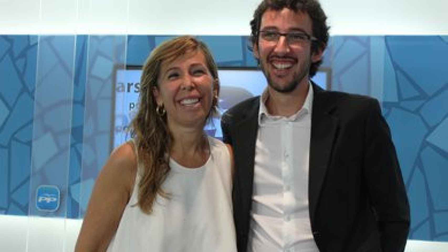 La presidenta del PP catalán, Alicia Sánchez-Camacho, y el vicesecretario de Estudios y Programas del partido, Juan Milián