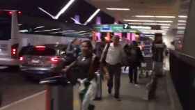 Captura de un vídeo de la falsa alarma en aeropuerto de Los Ángeles / CG