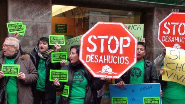 Manifestación de la Plataforma de Afectados por la Hipoteca (PAH) contra los desahucios en Cataluña / EFE
