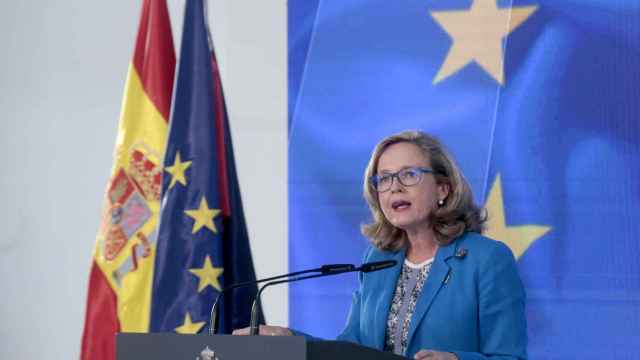 Nadia Calviño, vicepresidenta tercera del Gobierno y ministra de Asuntos Económicos, anuncia una menor emisión de deuda / EP