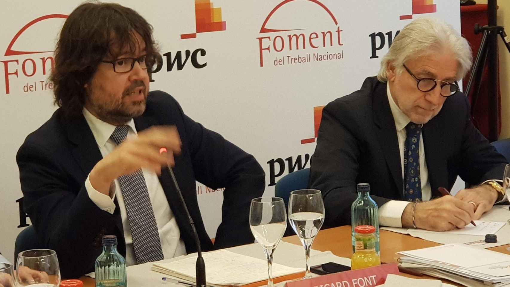 El presidente de FGC, Ricard Font, y el presidente de Foment, Josep Sánchez Llibre, en un desayuno informativo / TWITTER