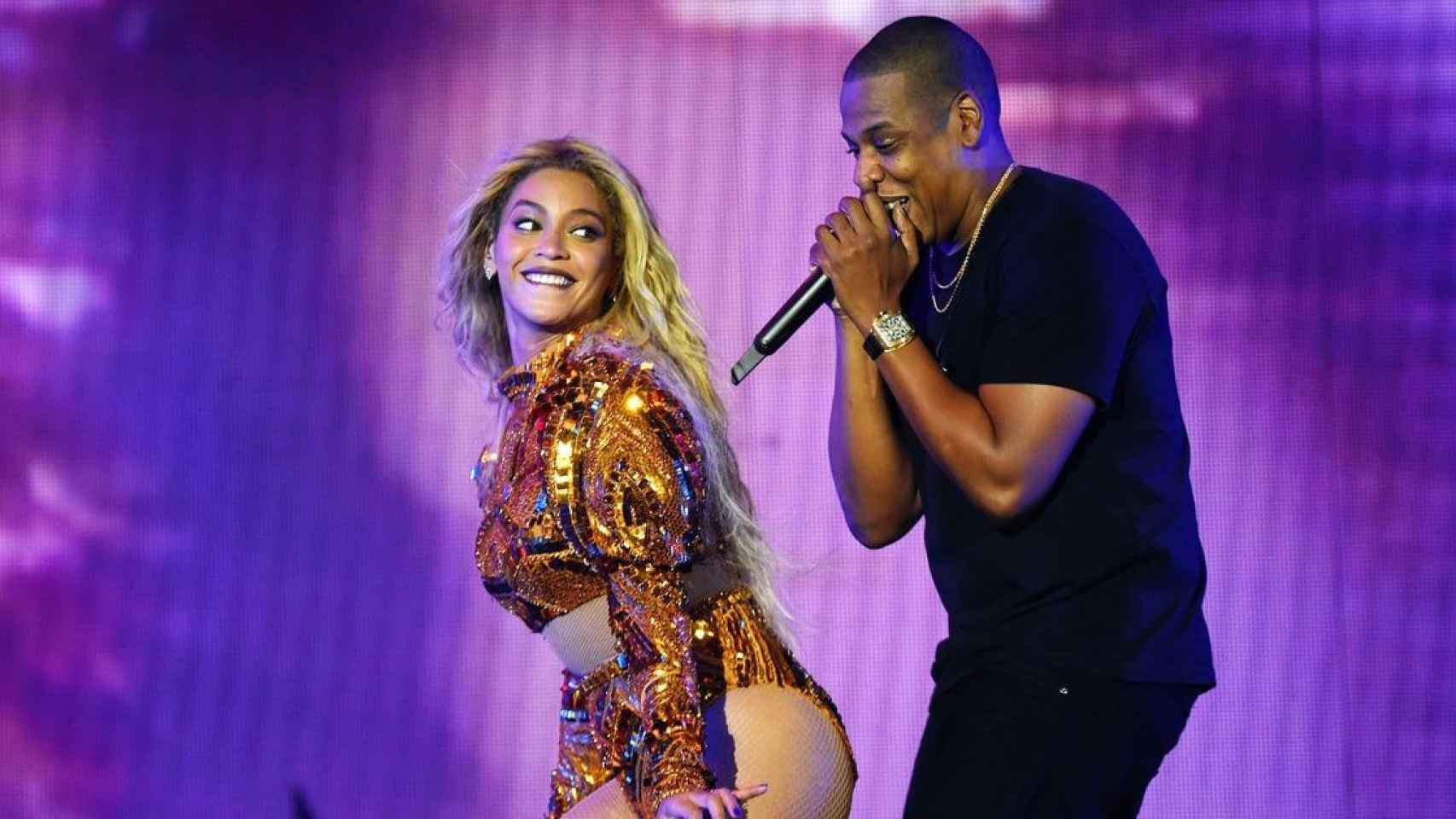 Una foto de archivo de Beyoncé y Jay-Z durante un concierto juntos