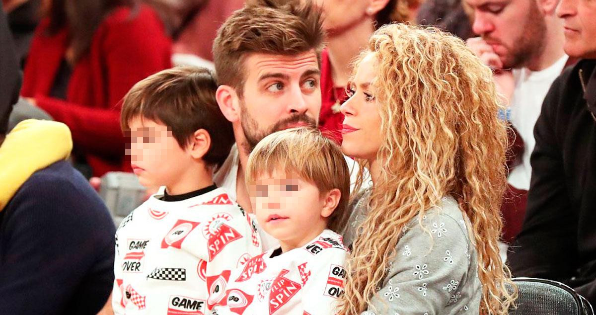 Gerard Piqué y Shakira con sus dos hijos / EP