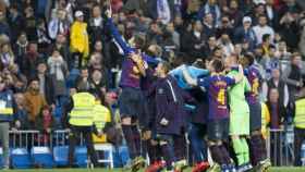 Imagen de los jugadores del Barça celebrando la victoria / TWITTER