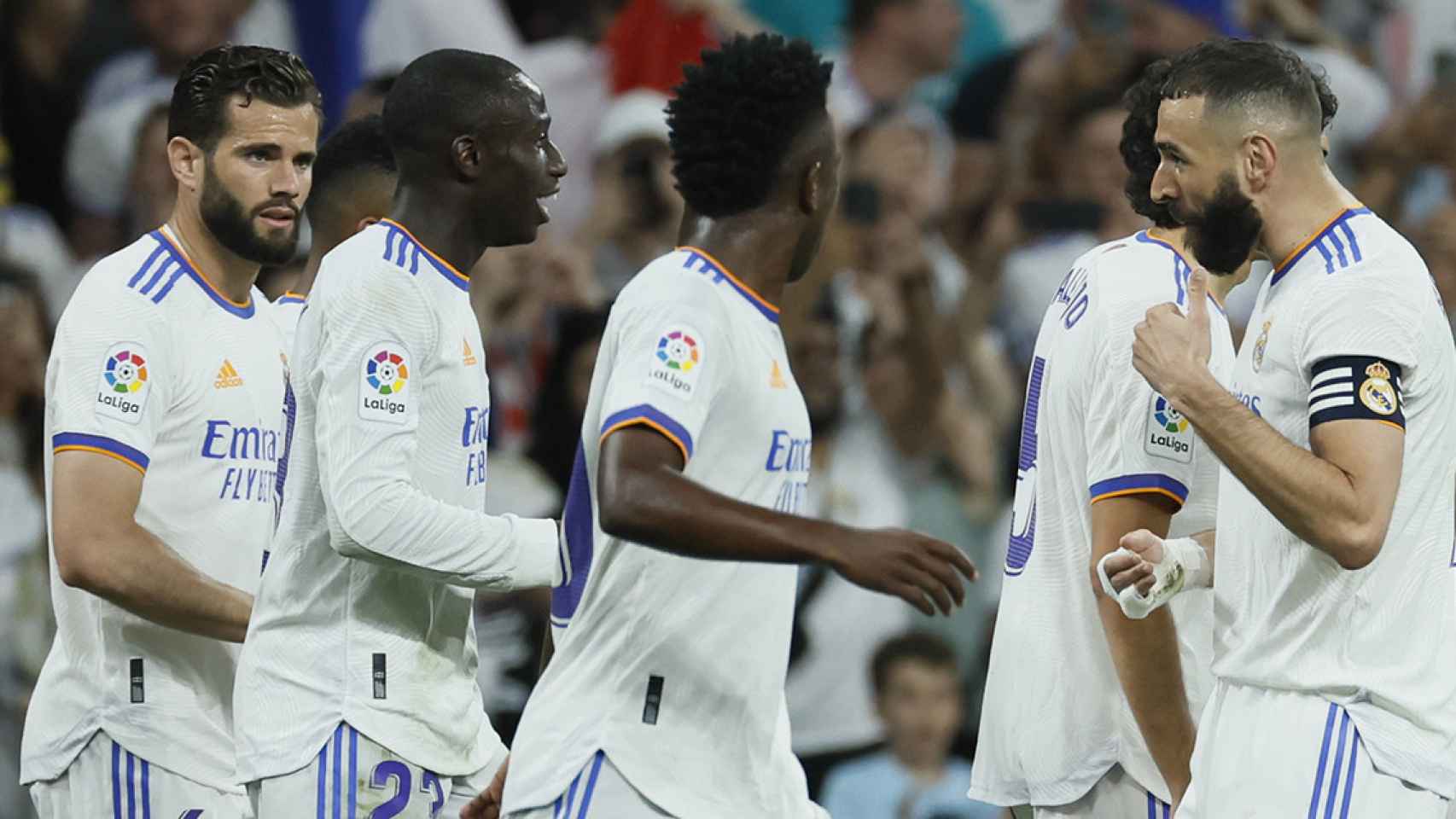 Los jugadores del Real Madrid, celebrando su triunfo contra el Levante / EFE