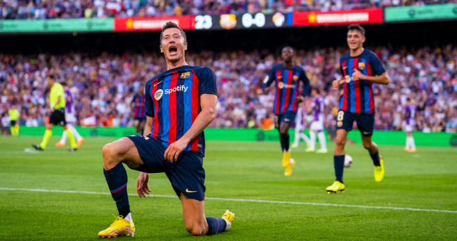 Lewandowski celebra su gol al Valladolid / FCB