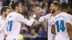 Gareth Bale y Sergio Ramos celebran un gol del Real Madrid / EFE