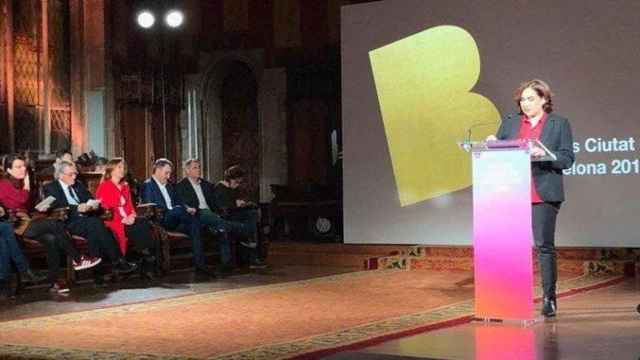 Ada colau, durante la entrega de premios Ciutat de Barcelona / PDeCAT