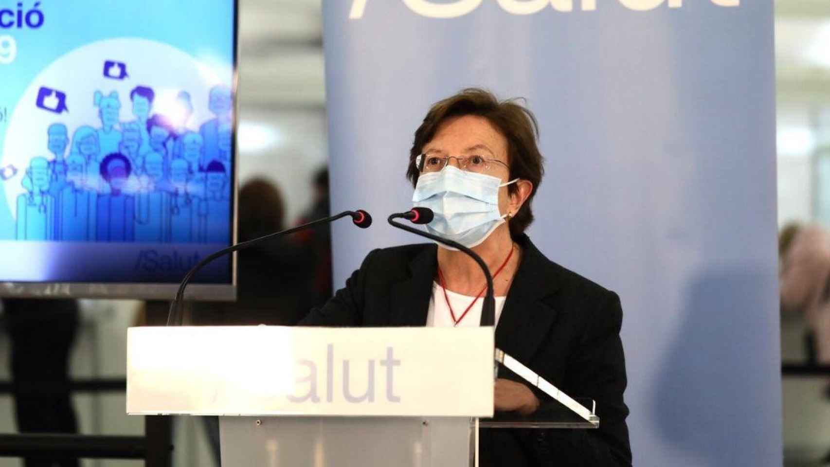 La secretaria de Salud Pública, Carmen Cabezas, en el acto de reconocimiento a los sanitarios por el primer aniversario del inicio de la vacunación contra el Covid / SALUT