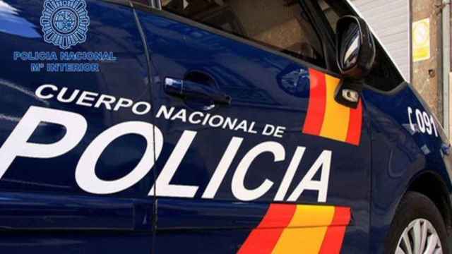 Vehículo de la Policía Nacional, que ha desmantelado dos plantaciones de marihuana en Sant Feliu de Guíxols / POLICIA NACIONAL