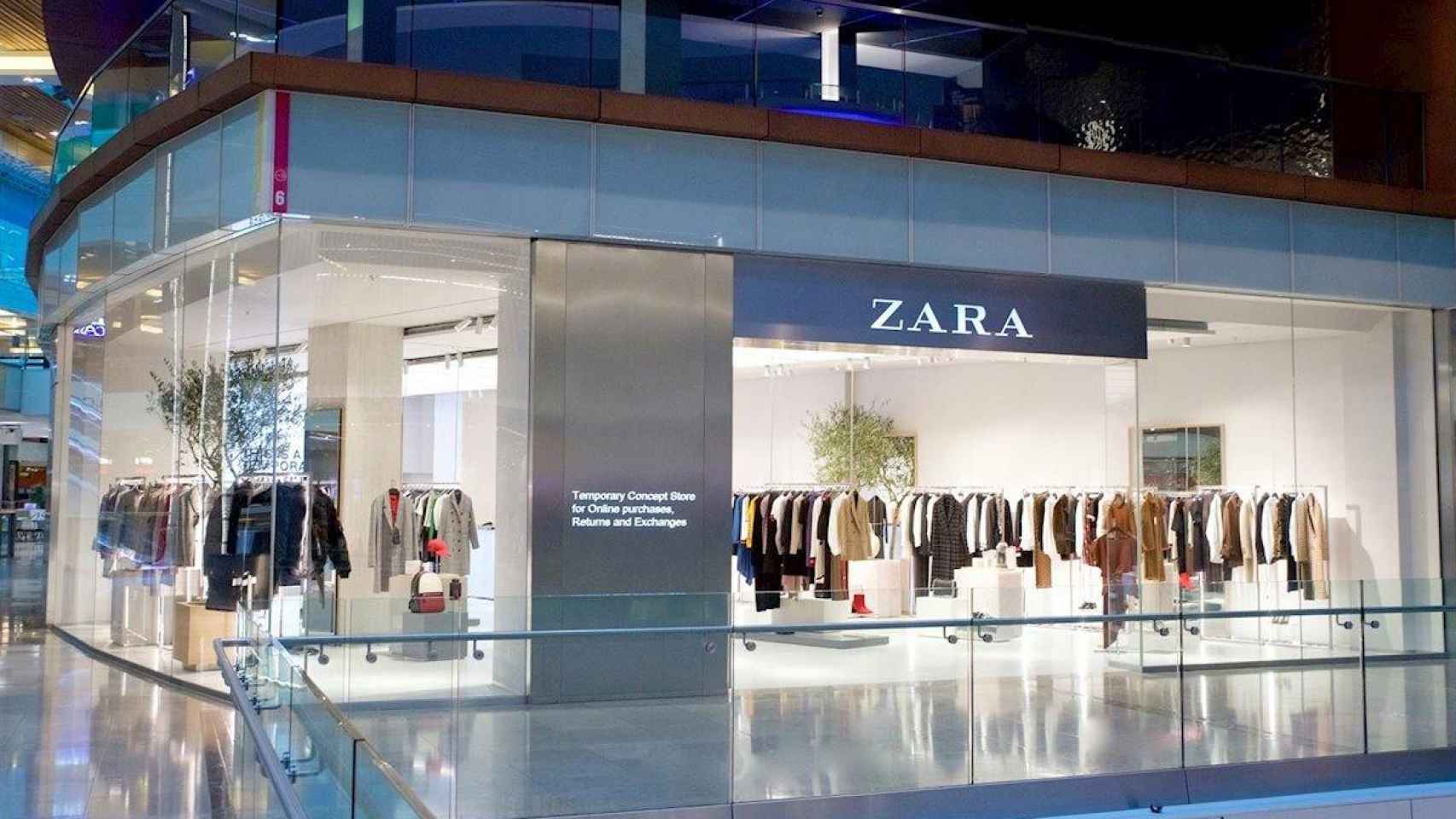 Una tienda de la marca Zara en un centro comercial / EP