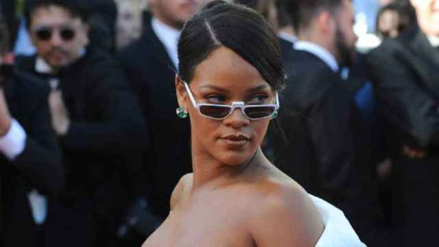 Una foto de archivo de la cantante Rihanna