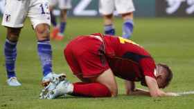 Dani Olmo se lamenta durante la derrota de España contra Japón / EFE