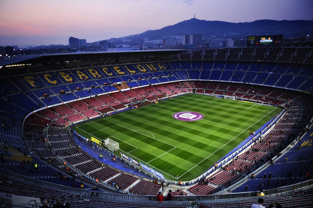 El Camp Nou en una imagen de archivo / EFE