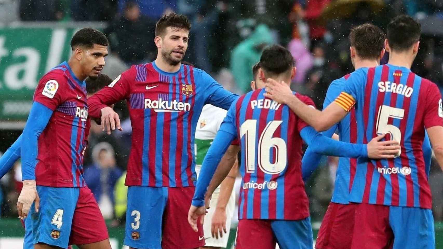 Jugadores del Barça tras finalizar un partido de la Liga / FCB