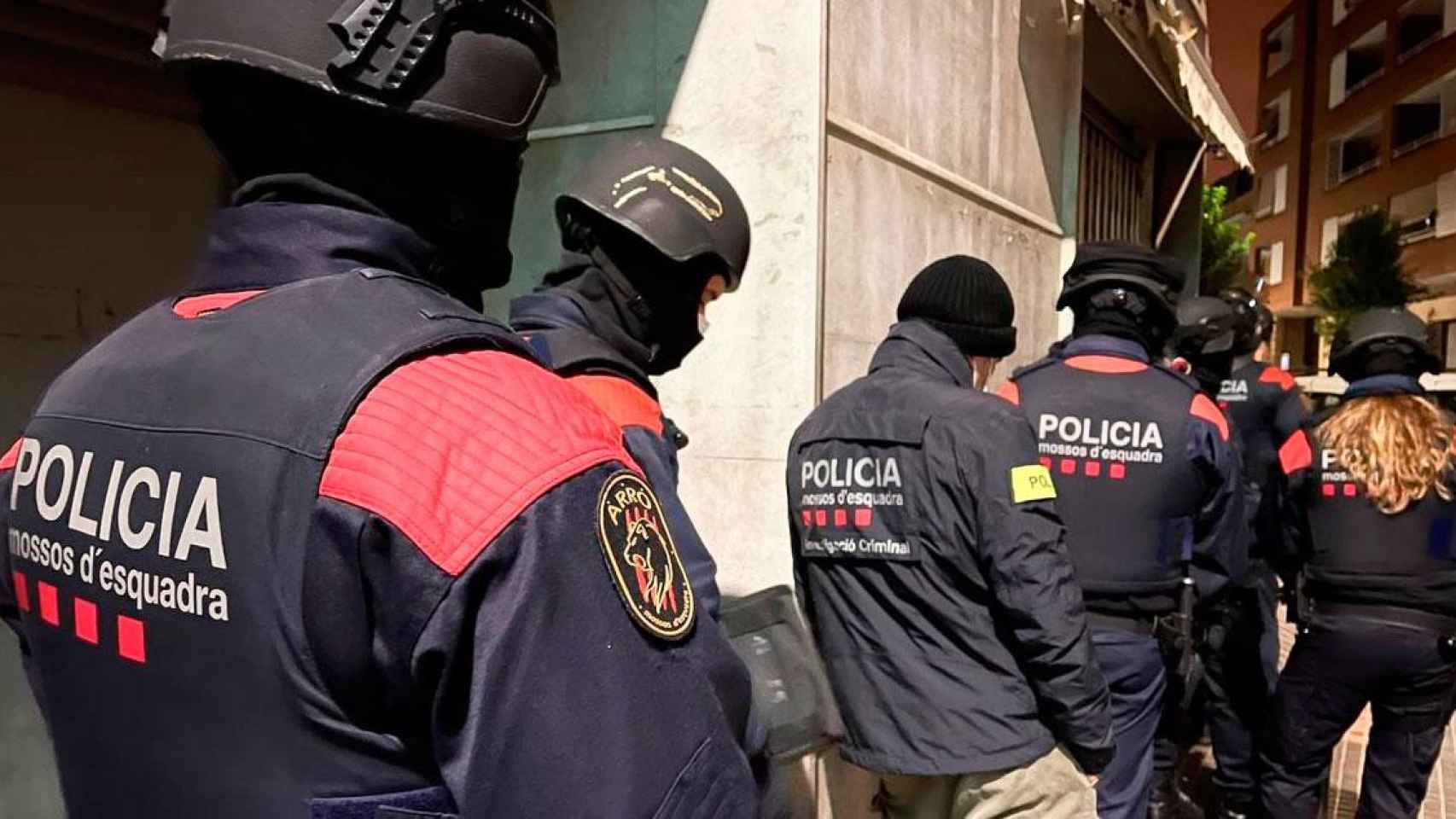 Efectivos de los Mossos d'Esquadra en una operación policial anterior / EP