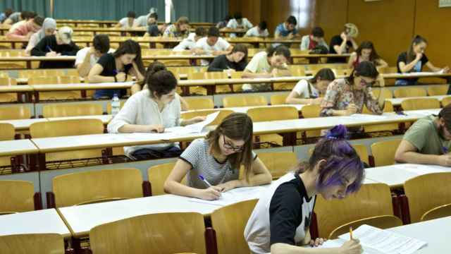 Alumnos examinándose de las PAU / EUROPA PRESS