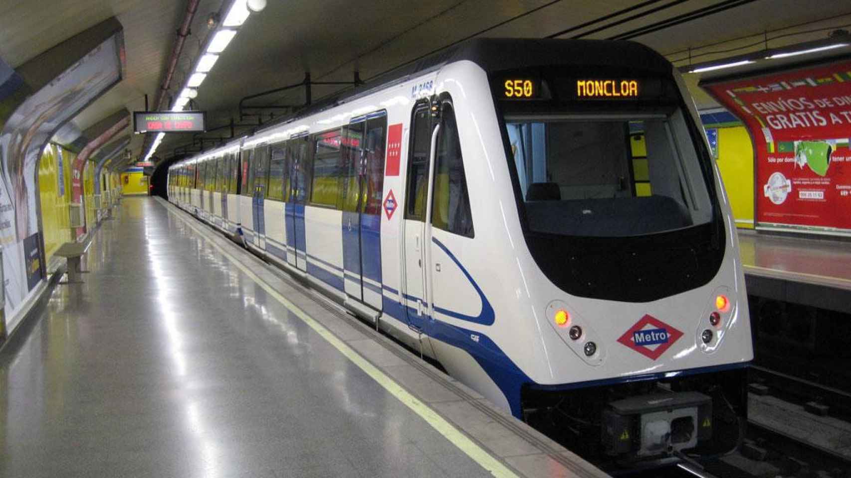 Imagen de archivo de un tren del metro de Madrid