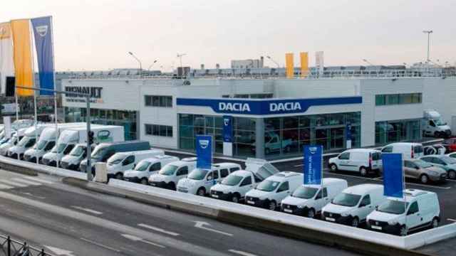 Un concesionario de Dacia en Barcelona / EFE
