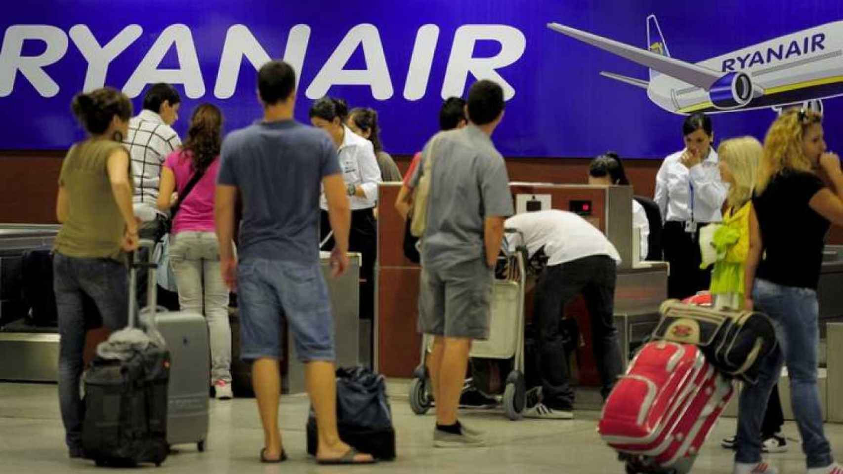 Mostrador de Ryanair en el aeropuerto de Barcelona