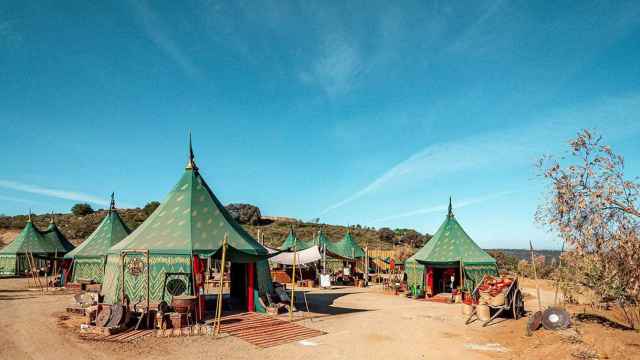 El Askar AndalusÍ, la recreación del campamento califal donde se dan cita artesanos y rica gastronomía / PUY DU FOU