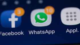 La app de WhatsApp en un teléfono / PIXABAY