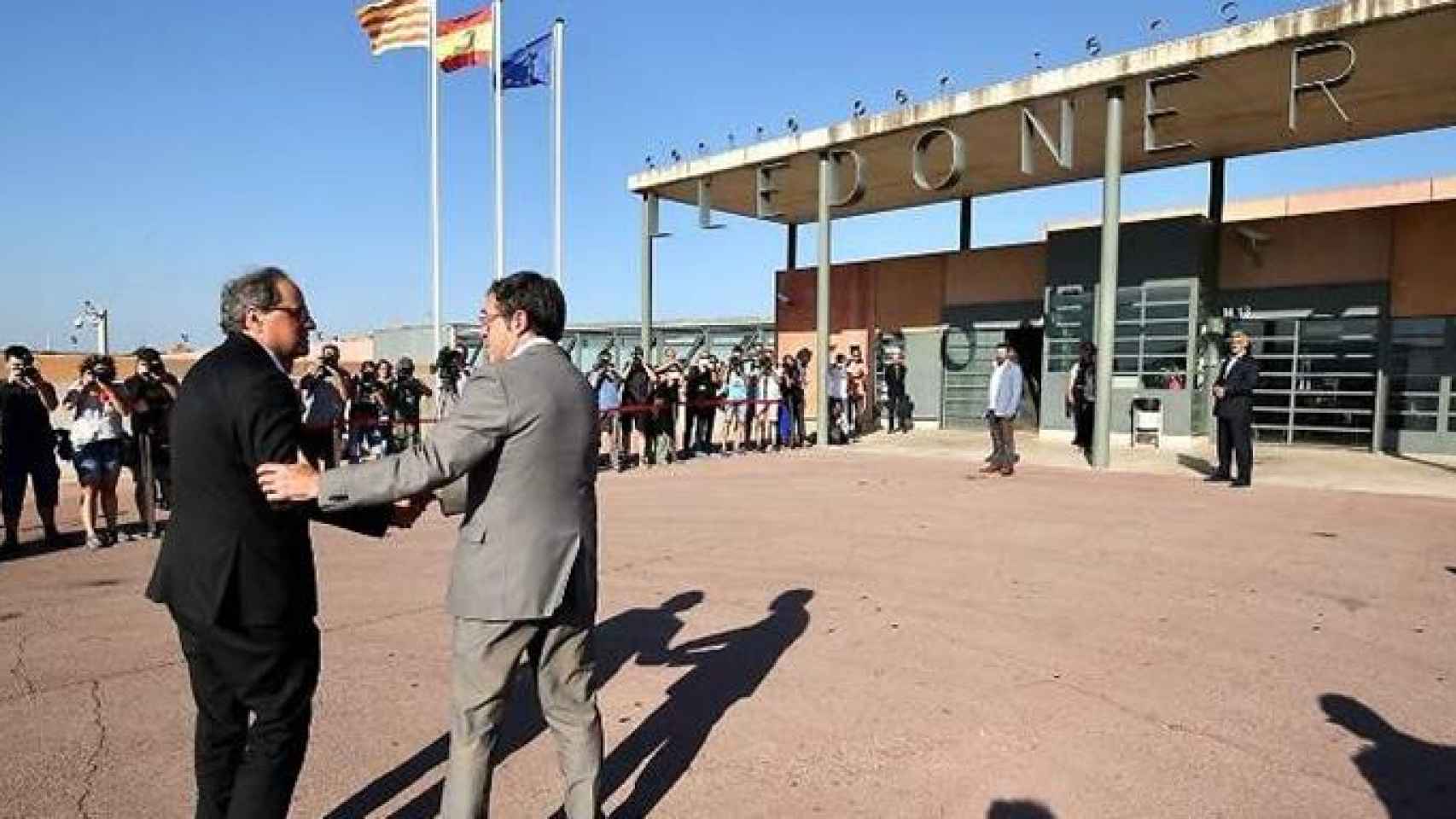 El presidente de la Generalitat Quim Torra a su llegada al centro penitenciario de Lledoners, donde están encarcelados presos del 'procés' / GOVERN