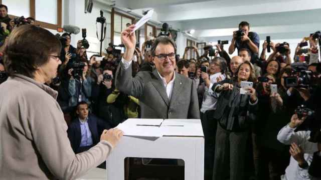 Artur Mas, durante la votación de la consulta secesionista