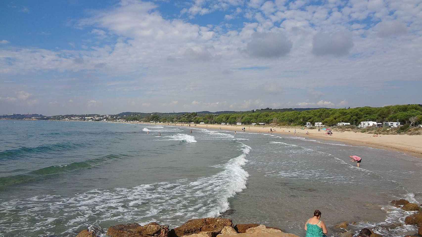 Imagen de la playa Llarga de Tarragona / ISIDRO JABATO (WIKIMEDIA COMMONS)