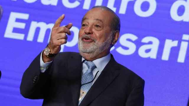 Carlos Slim, tras perder el tren del 'miniboom' inmobiliario, quiere agarrarse al alquiler en FCC y Realia
