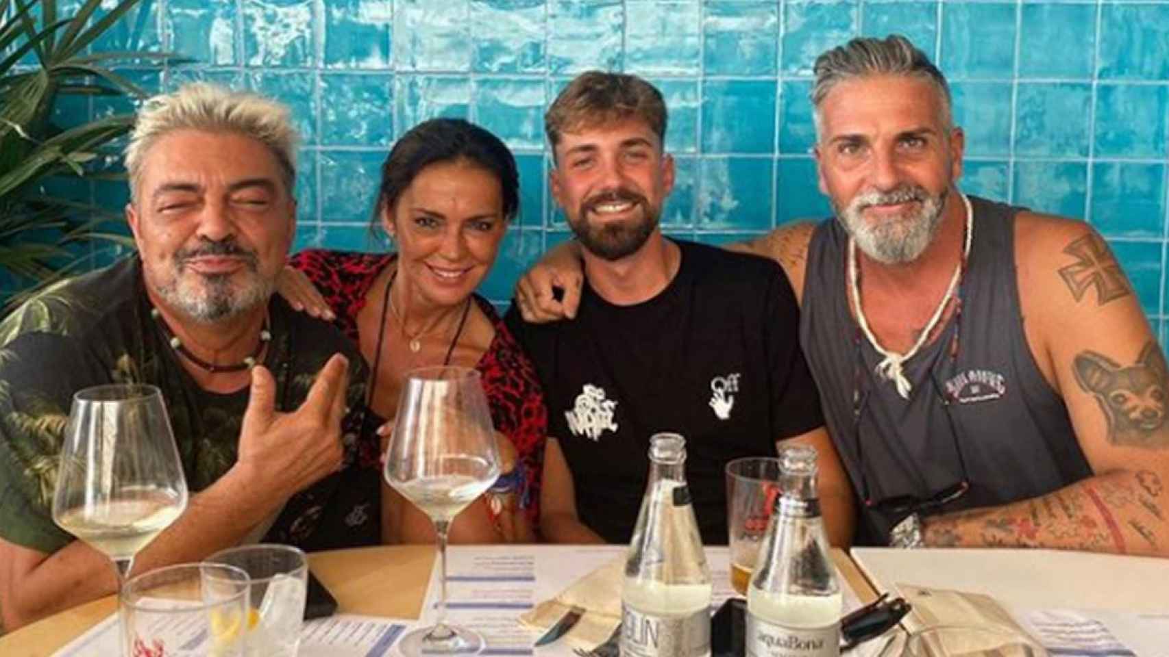 Antonio Canales, Olga Moreno, Alejandro Albalá y Carlos Alba en Instagram / @antonio_canales_oficial