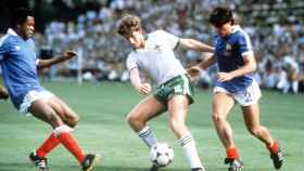 Whiteside, contra Francia, en Madrid durante el Mundial de España'82 / FIFA