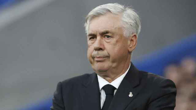 El enfado de Carlo Ancelotti por las decisiones arbitrales en el empate del Real Madrid / EFE