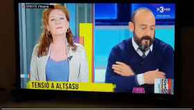 La periodista Cristina Fallaràs y el exdiputado de Ciudadanos Jordi Cañas, en TV3. Su discusión será analizada en el CAC