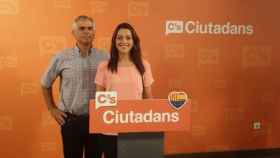 La candidata de C's al 27S, Inés Arrimadas, junto al diputado autonómico de la formación Carlos Carrizosa