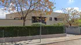 Fachada del Hogar Residencial Jaume Anfruns i Janer, gestionado por la Fundación Privada Vallès Oriental, donde presuntamente se produjeron las agresiones sexuales / GOOGLE STREET VIEW
