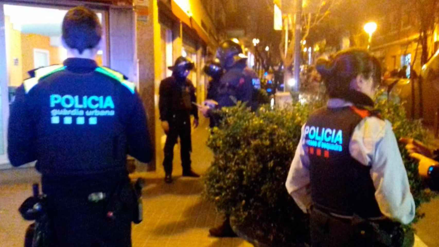 Despliegue de Mossos y Urbana contra el narcotráfico en Sant Andreu / MOSSOS D'ESQUADRA