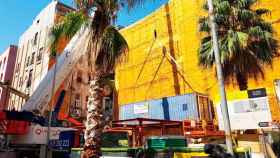 Imagen del montaje de las casas-contenedor que impulsa el Ayuntamiento de Barcelona / CG