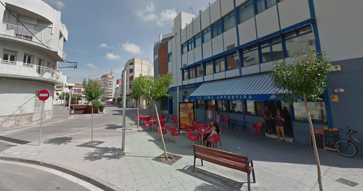 Tramo de la Avenida Santa Bárbara, en Amposta (Tarragona), zona en la que se llevaron a cabo varios robos durante el pasado fin de semana / GOOGLE STREET VIEW
