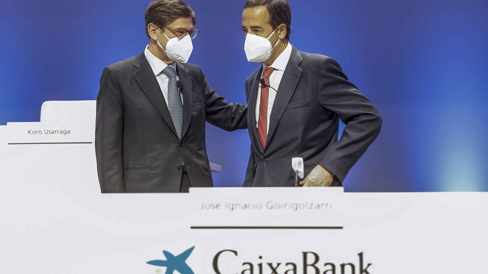 El presidente del consejo de Caixabank, José Ignacio Goirigolzarri (izq.), y el consejero delegado, Gonzalo Gortázar / EP
