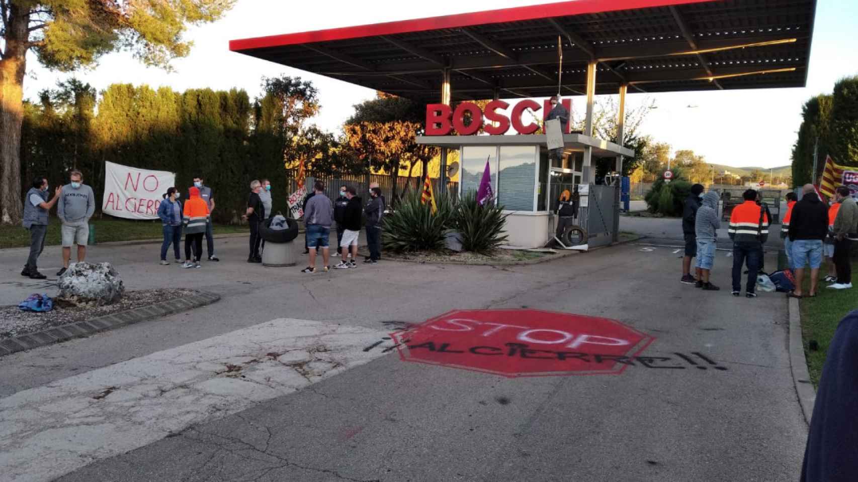 Trabajadores de Bosch en huelga en la planta de Castellet i la Gornal / CCOO