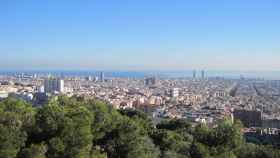 La ciudad de Barcelona vista dese el Parque Güell / CG