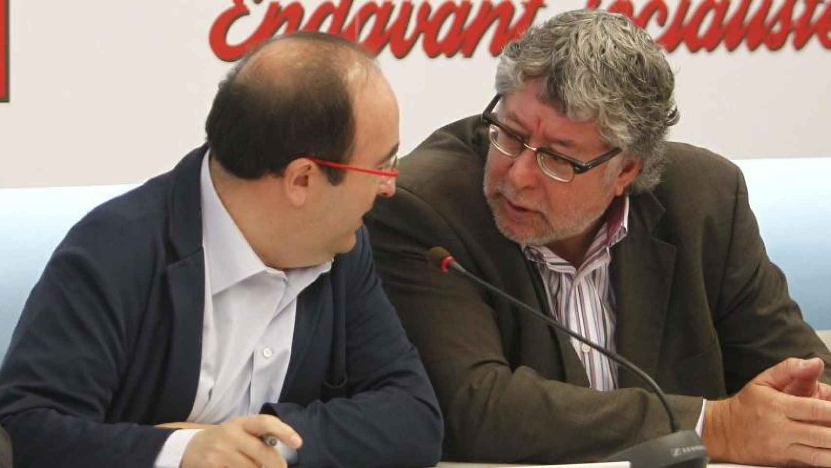 Imagen de archivo de Miquel Iceta, primer secretario del PSC, y Antonio Balmón, alcalde de Cornellà y vicepresidente de la AMB / EFE