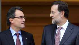 Artur Mas y Mariano Rajoy, en una imagen de archivo, antes de que la deriva independentista les distanciara / EFE