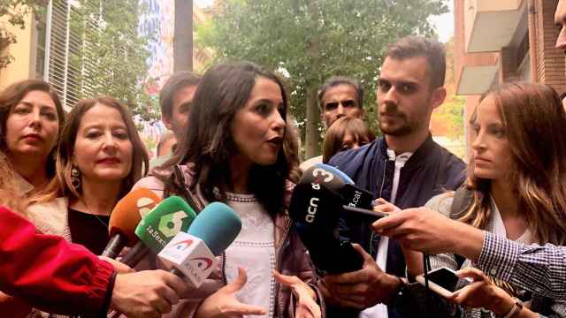 La diputada de Ciudadanos en el Congreso, Inés Arrimadas, en Les Corts / EUROPA PRESS