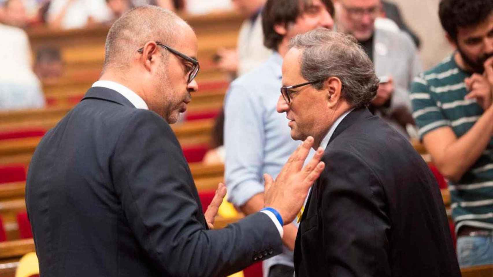 Miquel Buch (i), consejero catalán de Interior, con Quim Torra, presidente autonómico / EFE