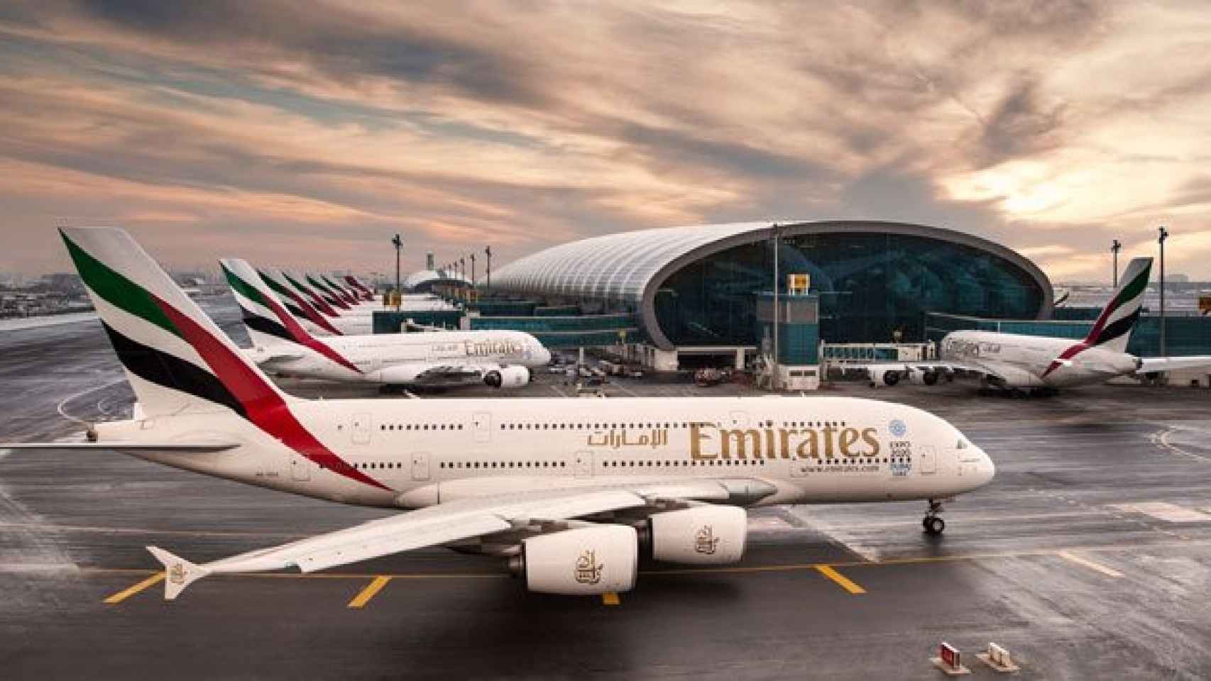 Imagen de archivo del hangar de Emirates en el aeropuerto de Dubái.