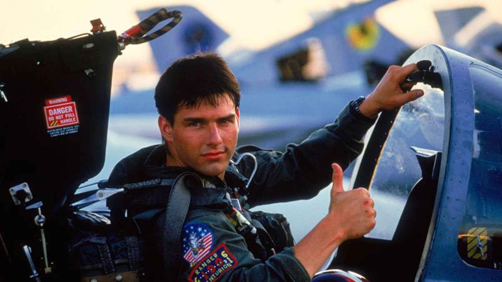 Tom Cruise en una escena de la película 'Top Gun' (1986), en la que encarna a un piloto.