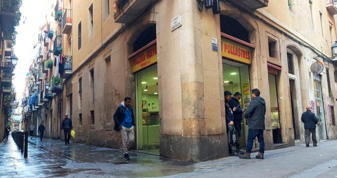 Imagen de la Pollería Bellosta, el último comercio víctima de la inseguridad en Barcelona / CG