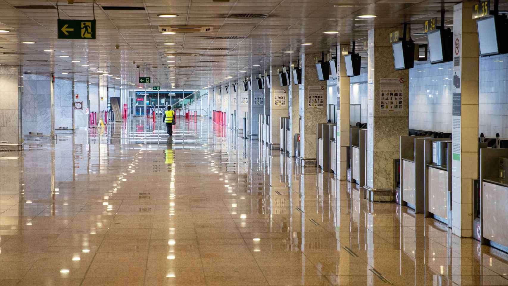 Instalaciones del aeropuerto de Barcelona - El Prat / EP